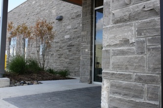 Masonal natural stone veneer