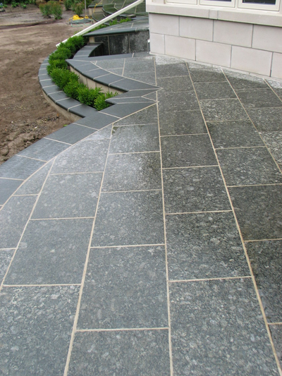 BUTTERFLY GRANITE FLAGSTONE